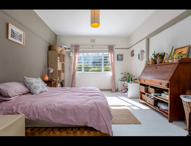 3 BEDROOM APARTMENT RENTED IN VREDEHOEK